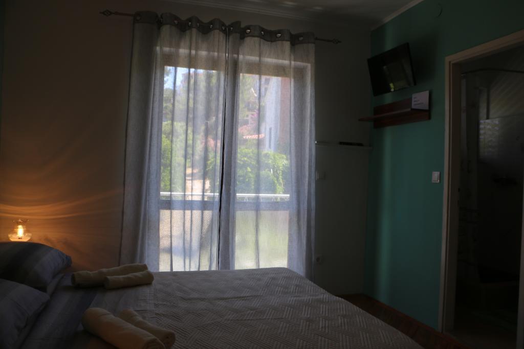 Apartments Milatic Jelsa  Kültér fotó