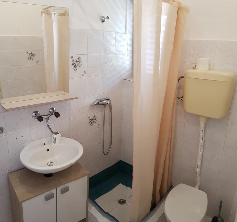 Apartments Milatic Jelsa  Kültér fotó